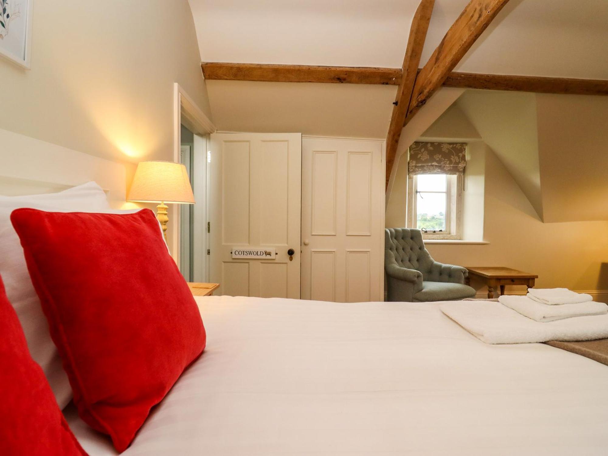 Hammonds Farmhouse Stroud  Bagian luar foto