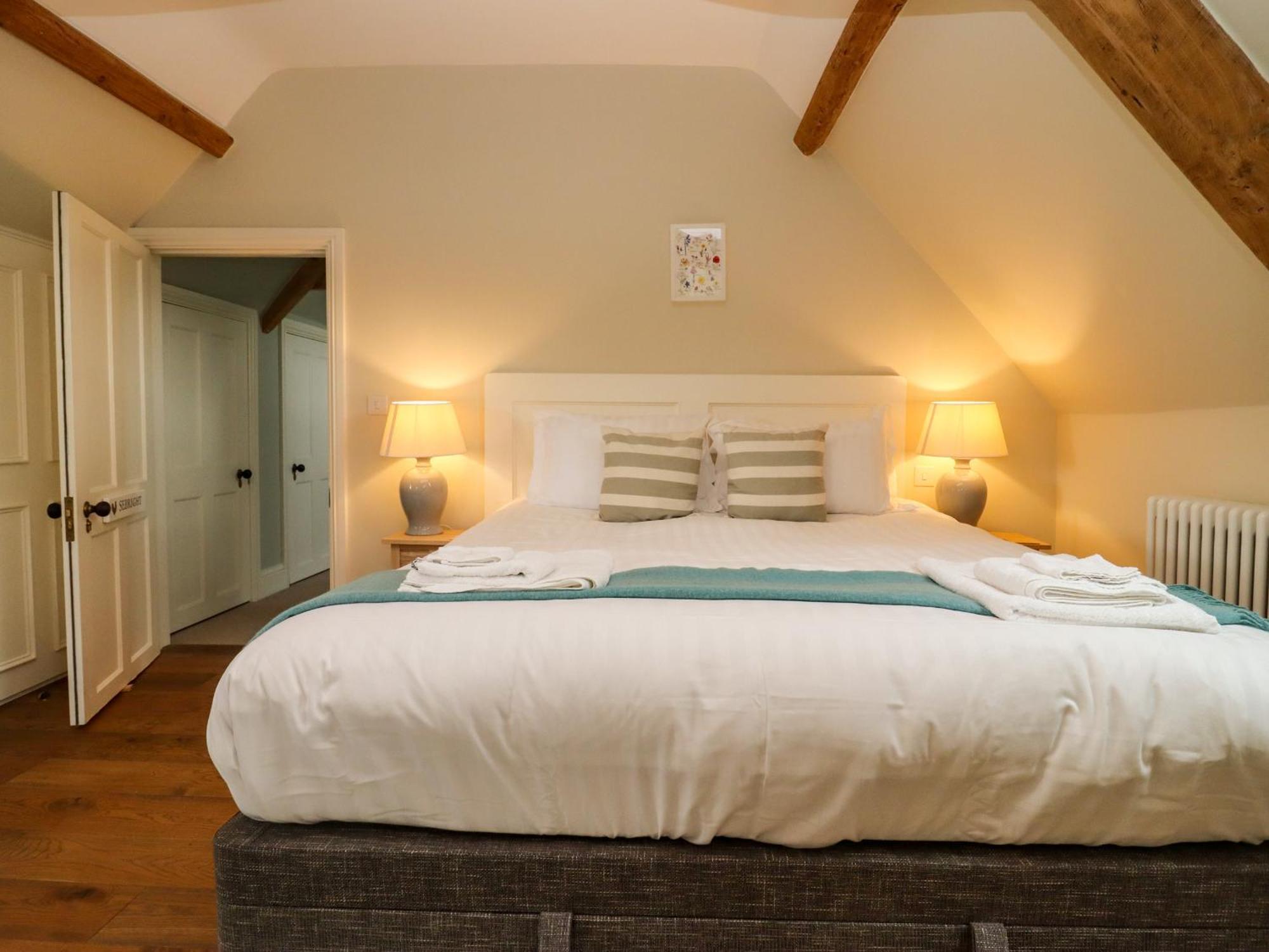 Hammonds Farmhouse Stroud  Bagian luar foto