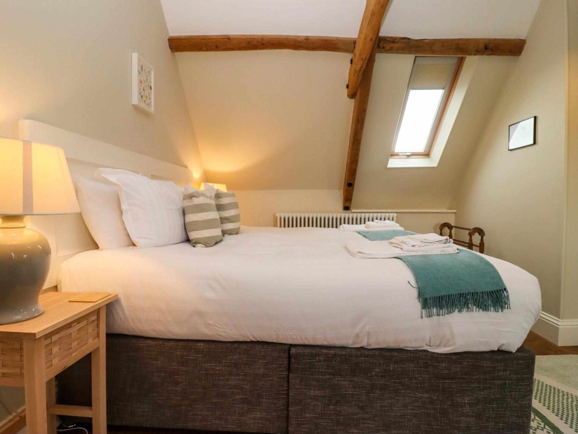 Hammonds Farmhouse Stroud  Bagian luar foto
