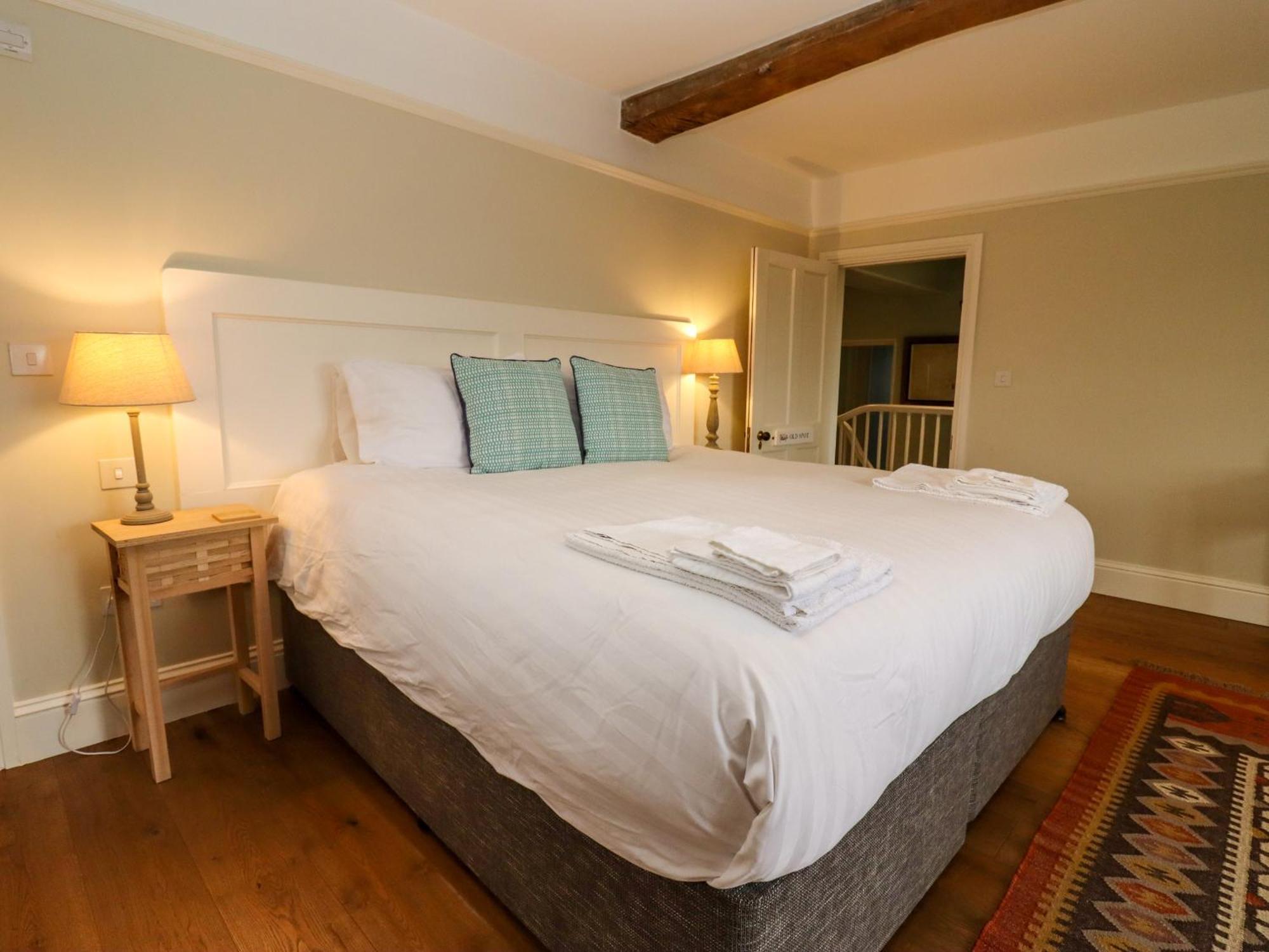Hammonds Farmhouse Stroud  Bagian luar foto